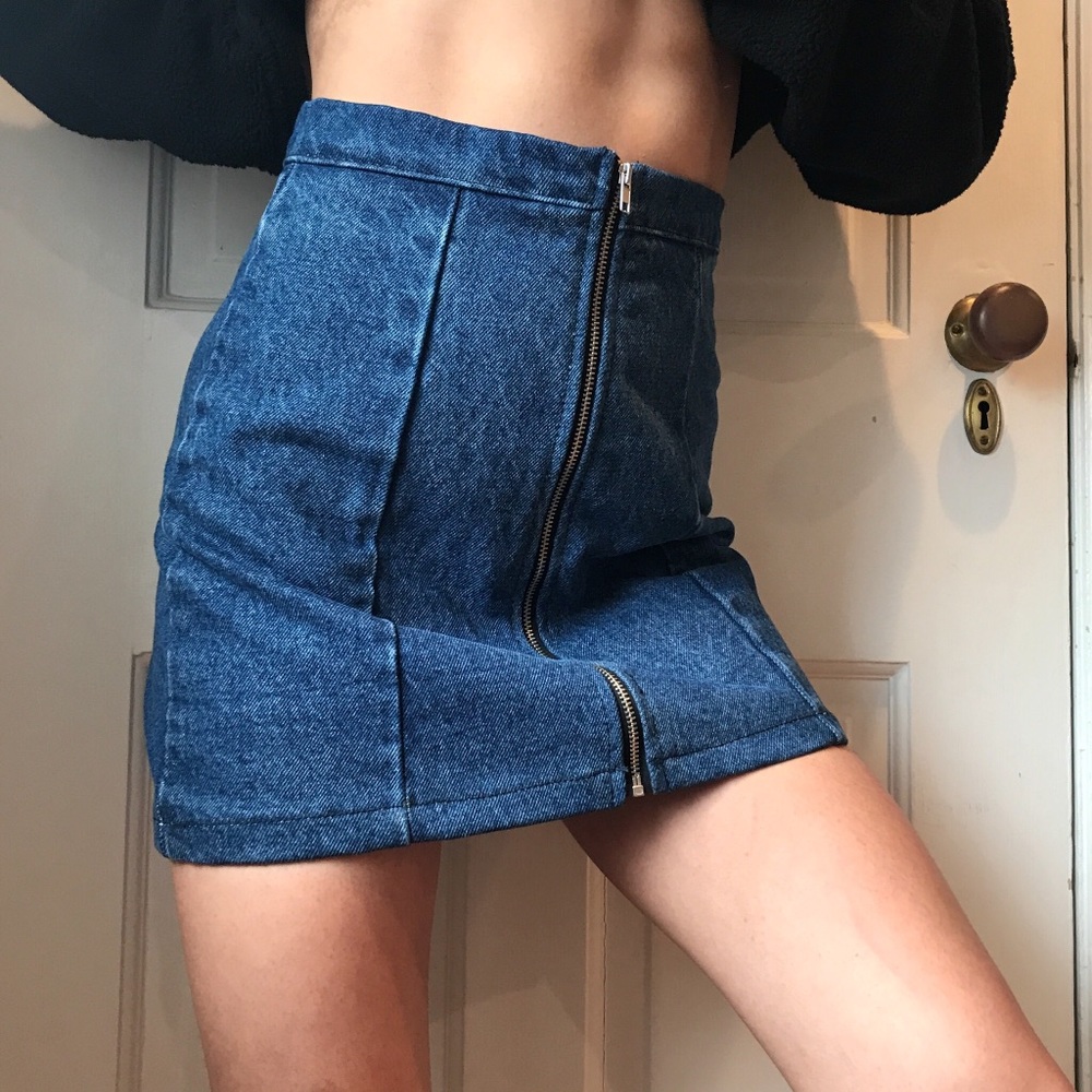 Brandy Melville “John Galt” Denim Skirt, Sz M, NWT